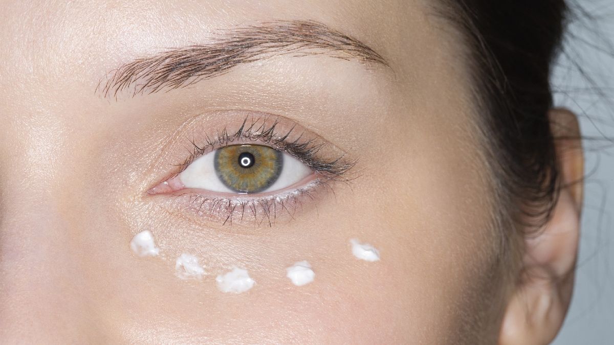 La piel del contorno de los ojos es cinco veces más fina que el resto
