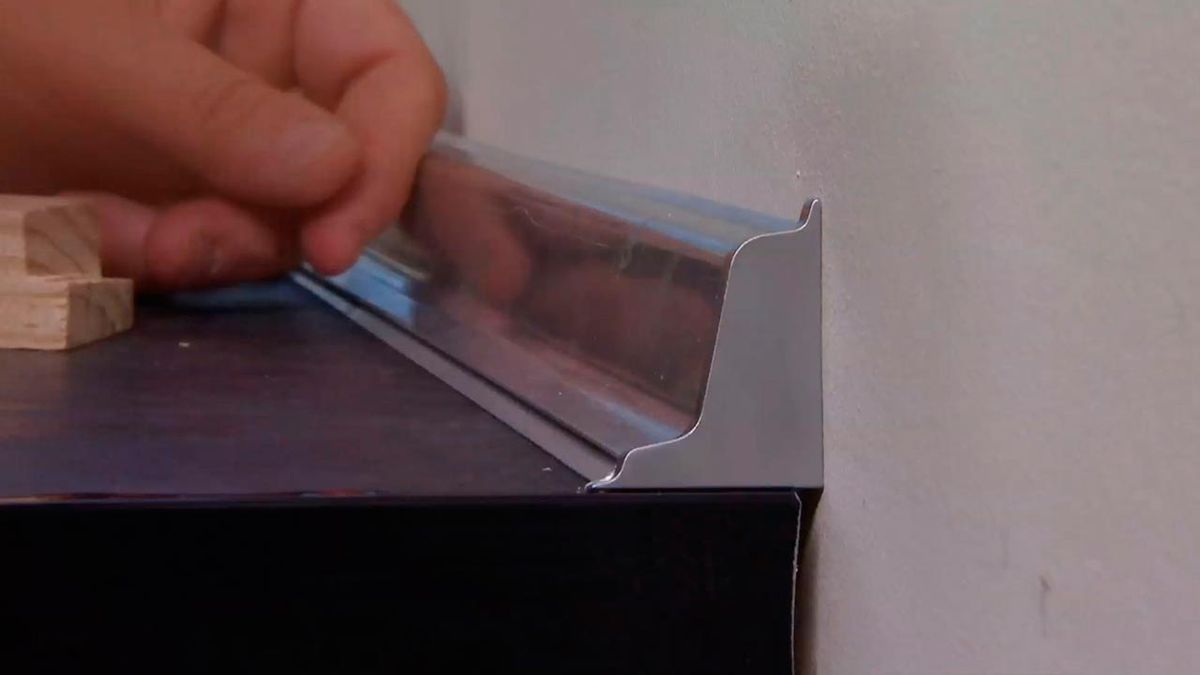 Cómo instalar una cocina en ángulo (Parte 2) paso 11