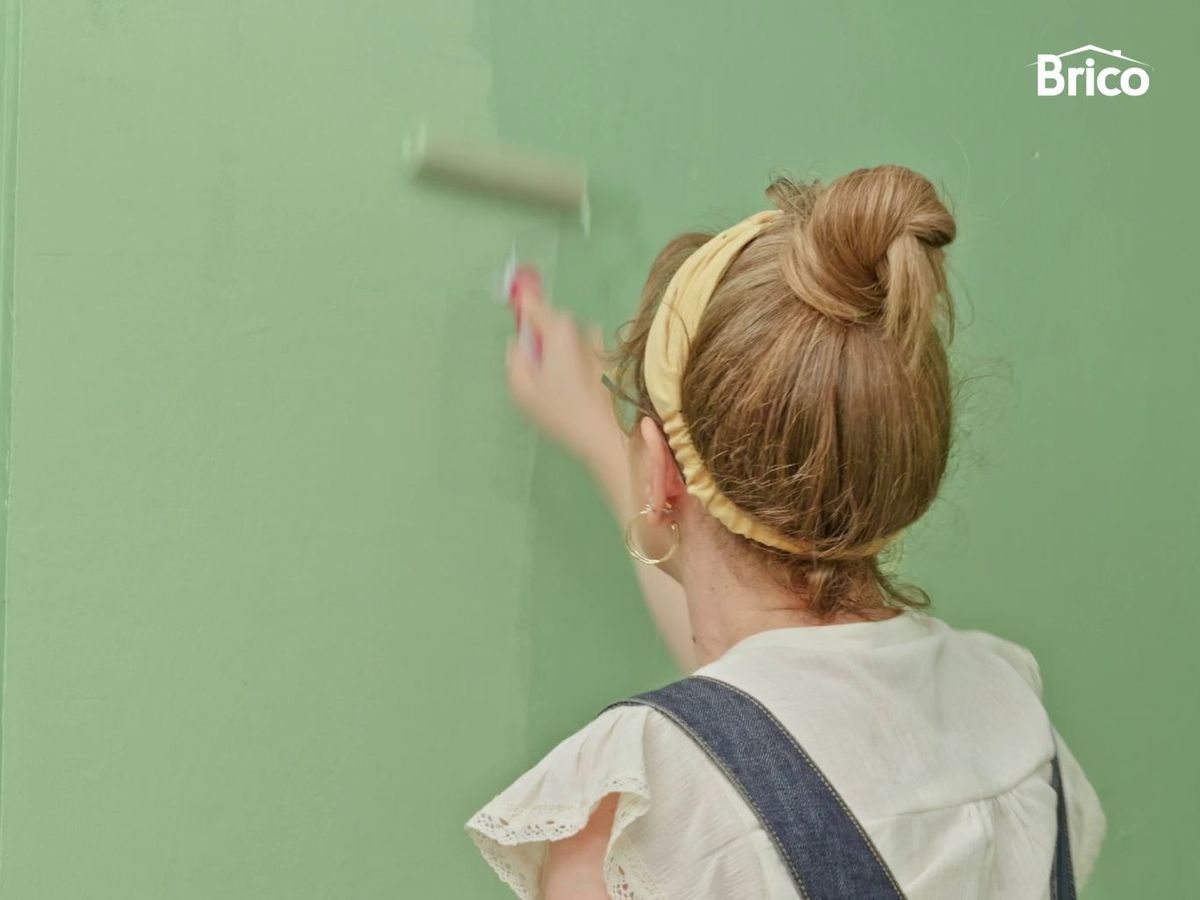 Aplica una segunda capa de pintura