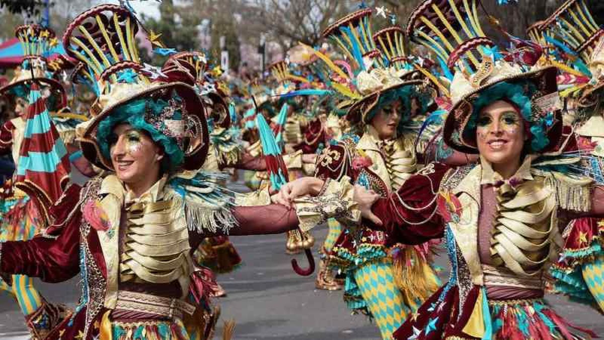 Desfile en los Carnavales de Badajoz