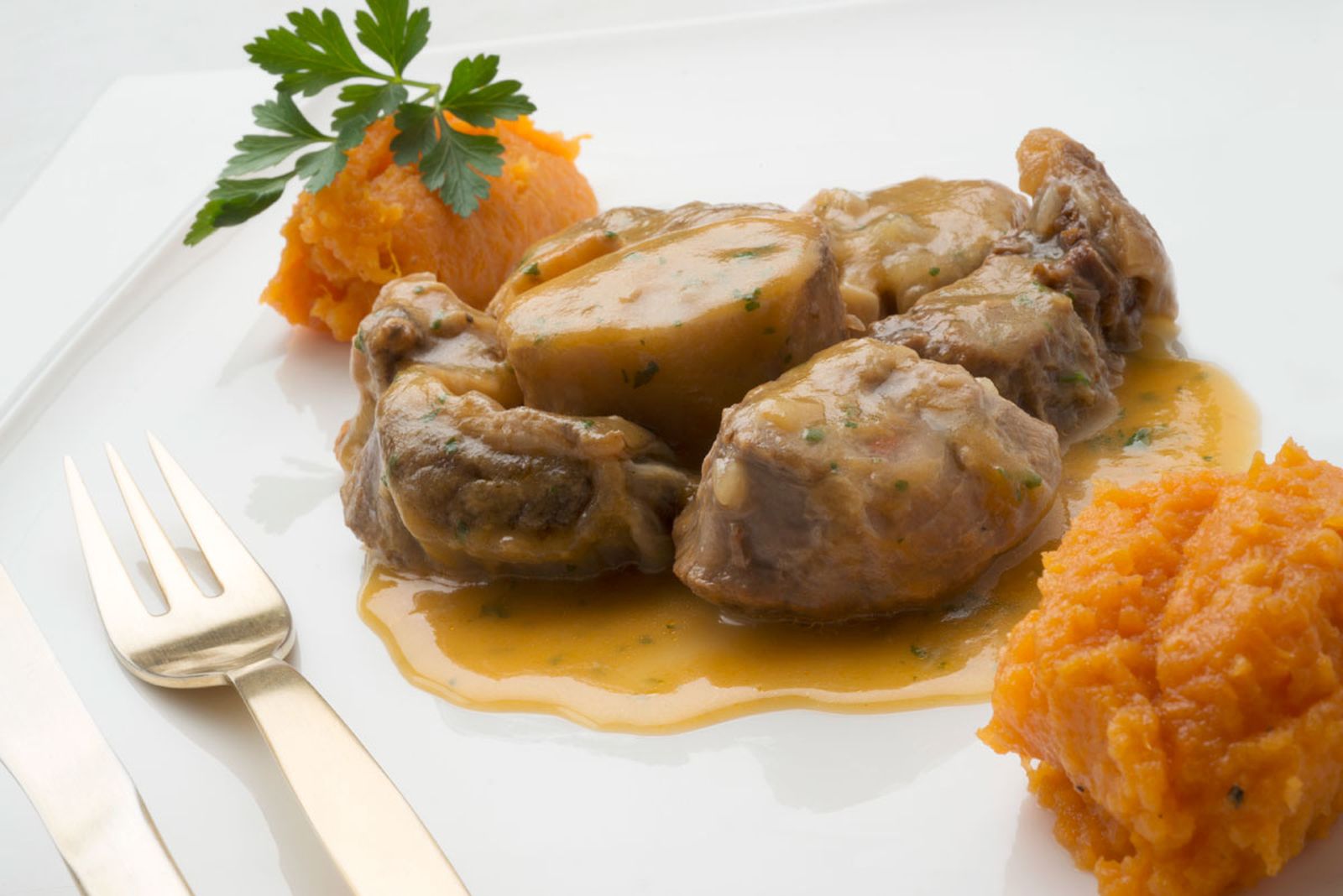 5244 Ossobuco con puré de boniato (629) xl 5244 Ossobuco con puré de boniato (629) xl