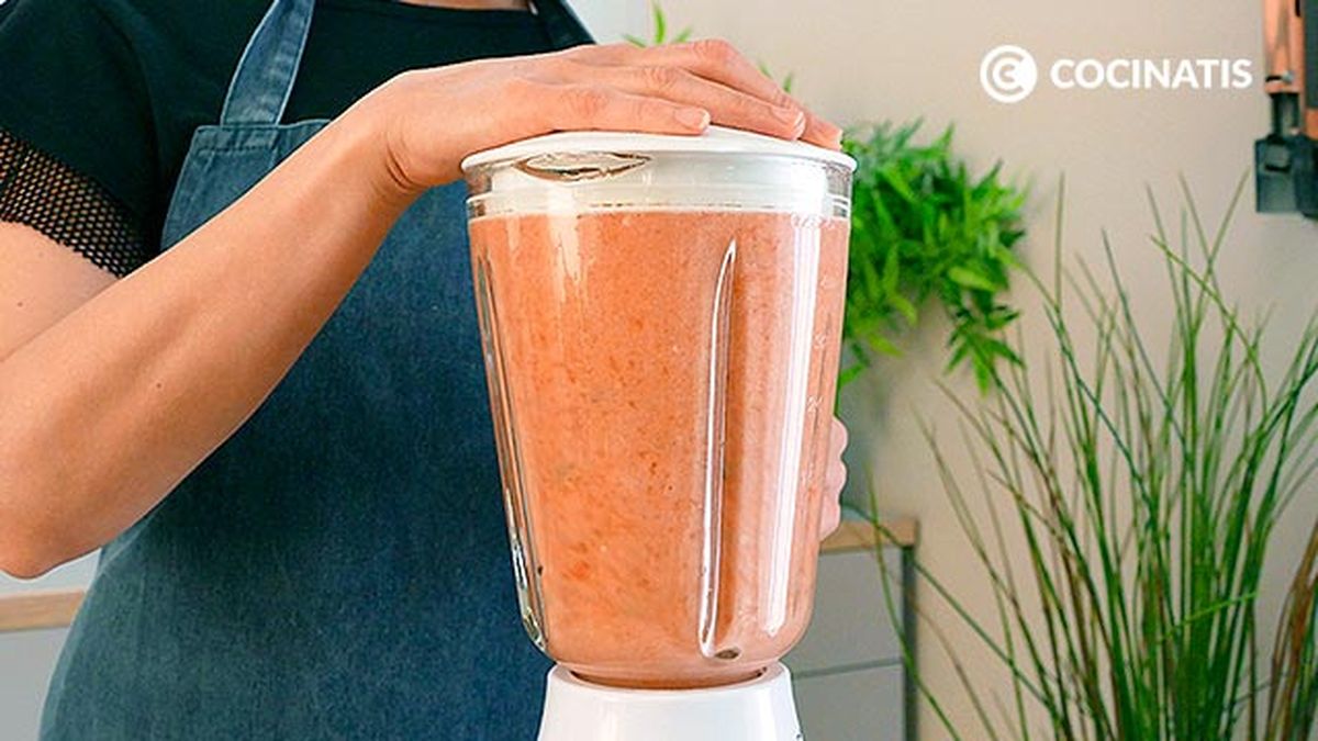 Receta de gazpacho sin pan  paso 3