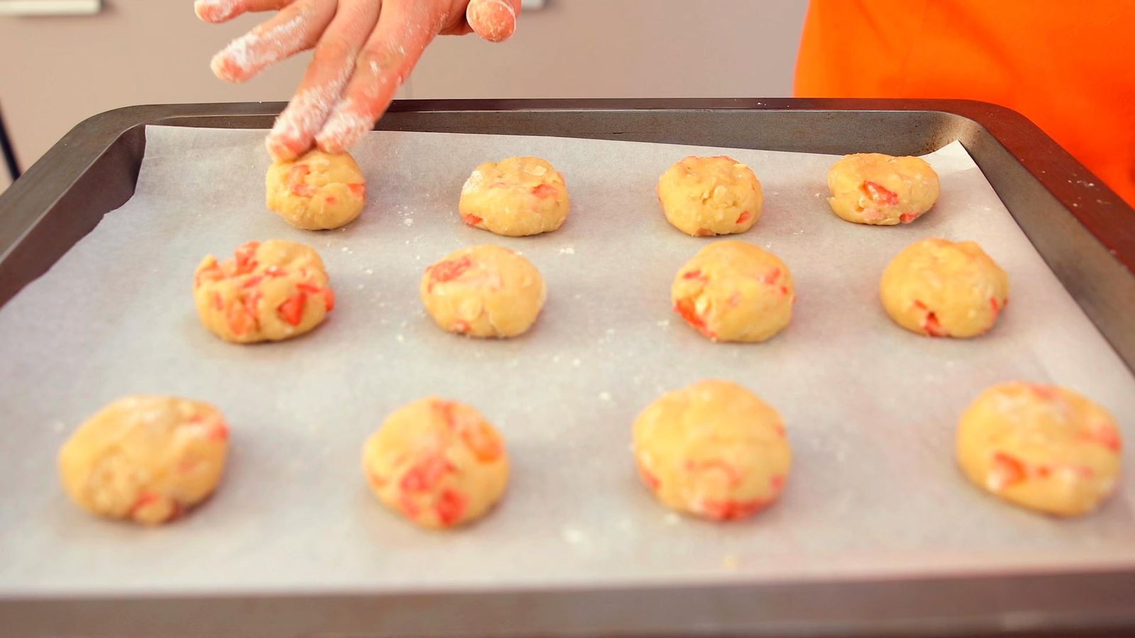 Receta de galletas de fresa paso 5 Receta de galletas de fresa paso 5