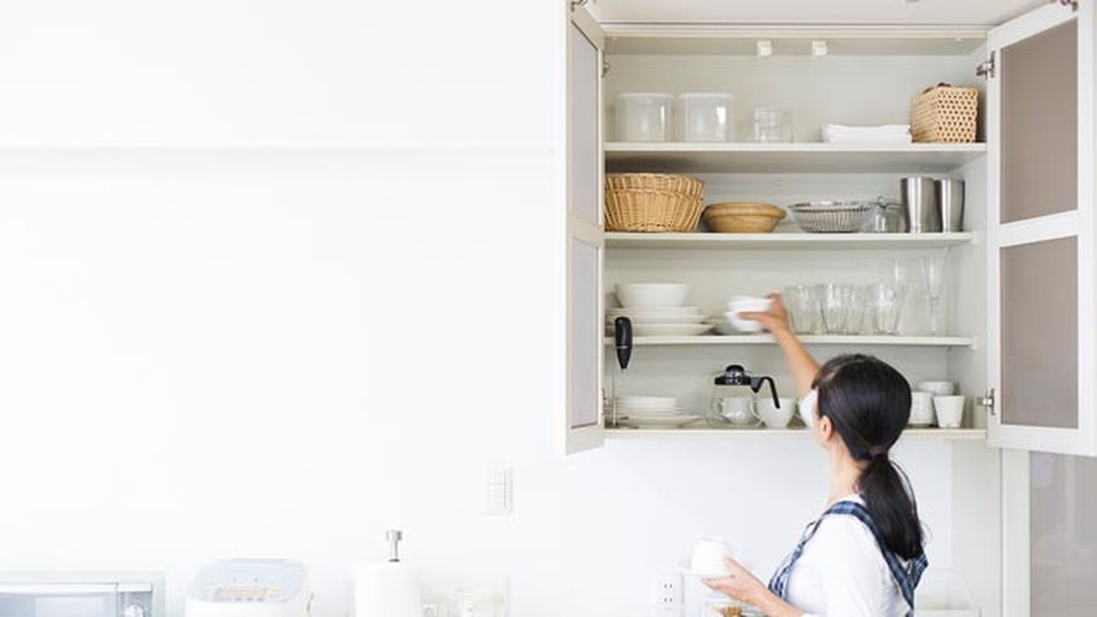 diez trucos para ordenar la cocina vajilla