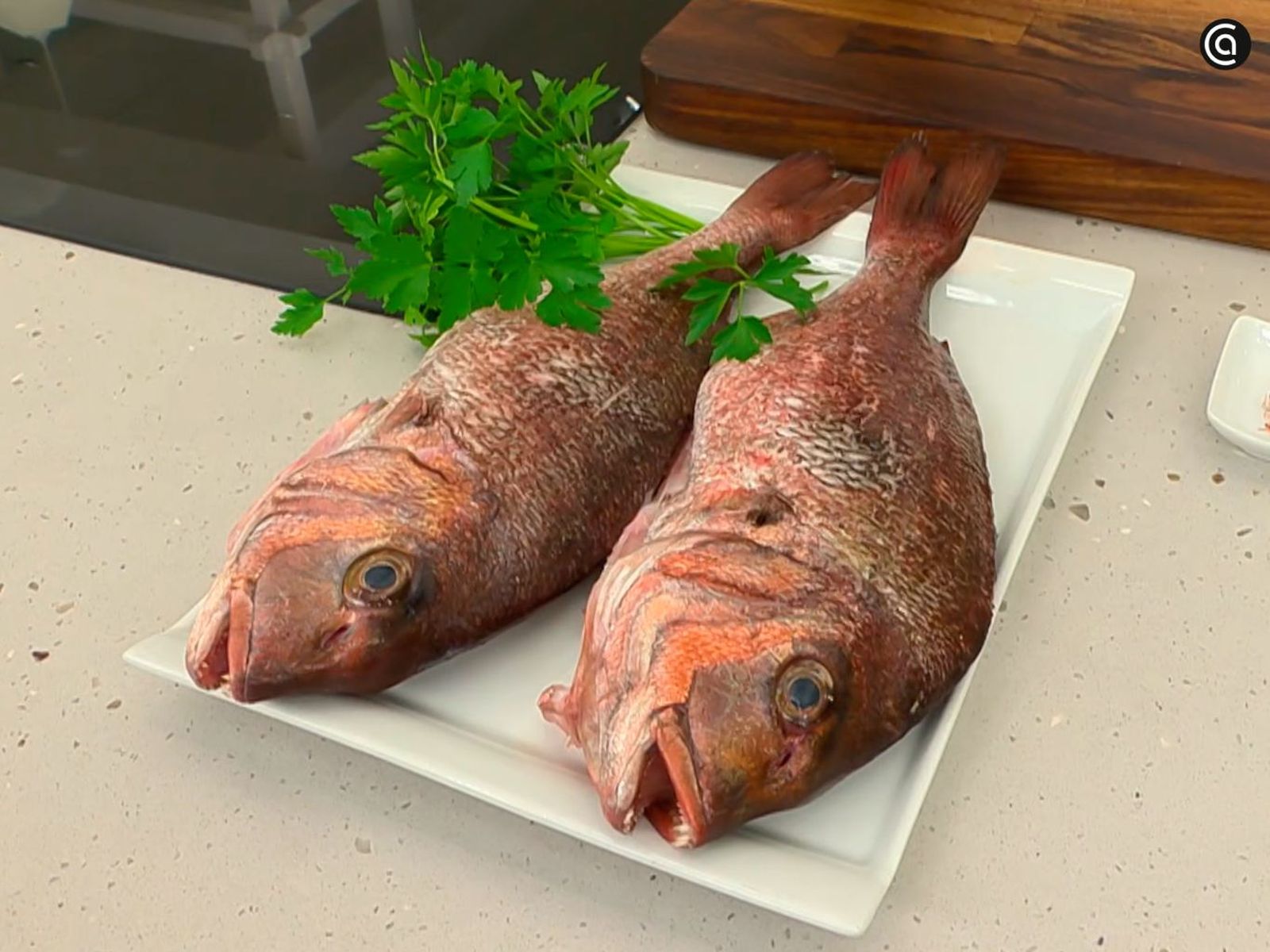 El pargo tiene un color rosado o rojizo