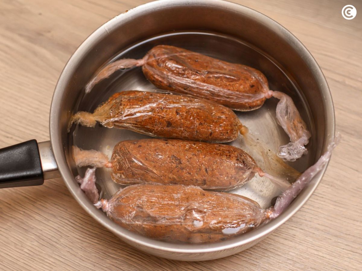 Cocer los chorizos veganos