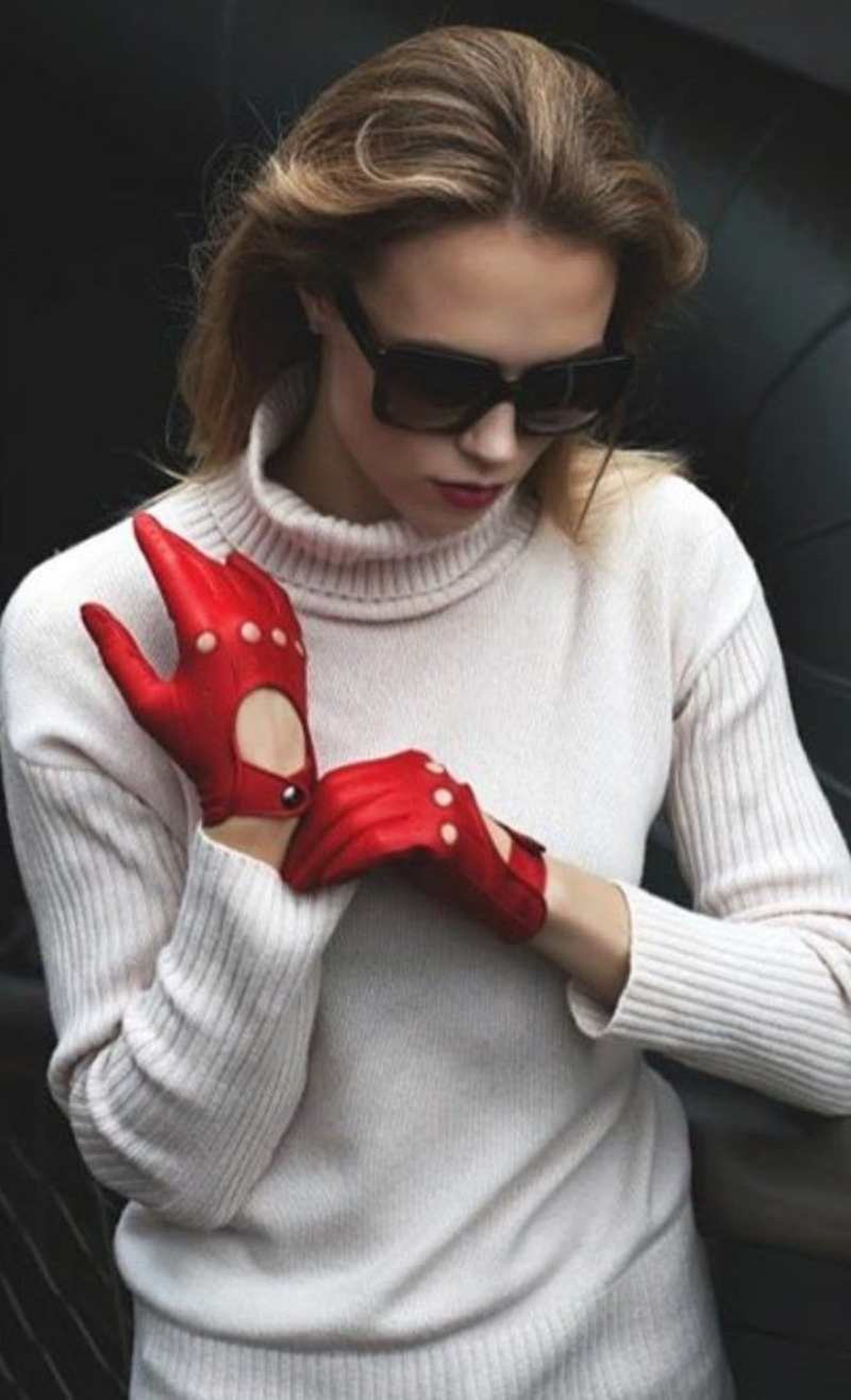 Guantes de conducir tipo vintage en cuero rojo Guantes de conducir tipo vintage en cuero rojo