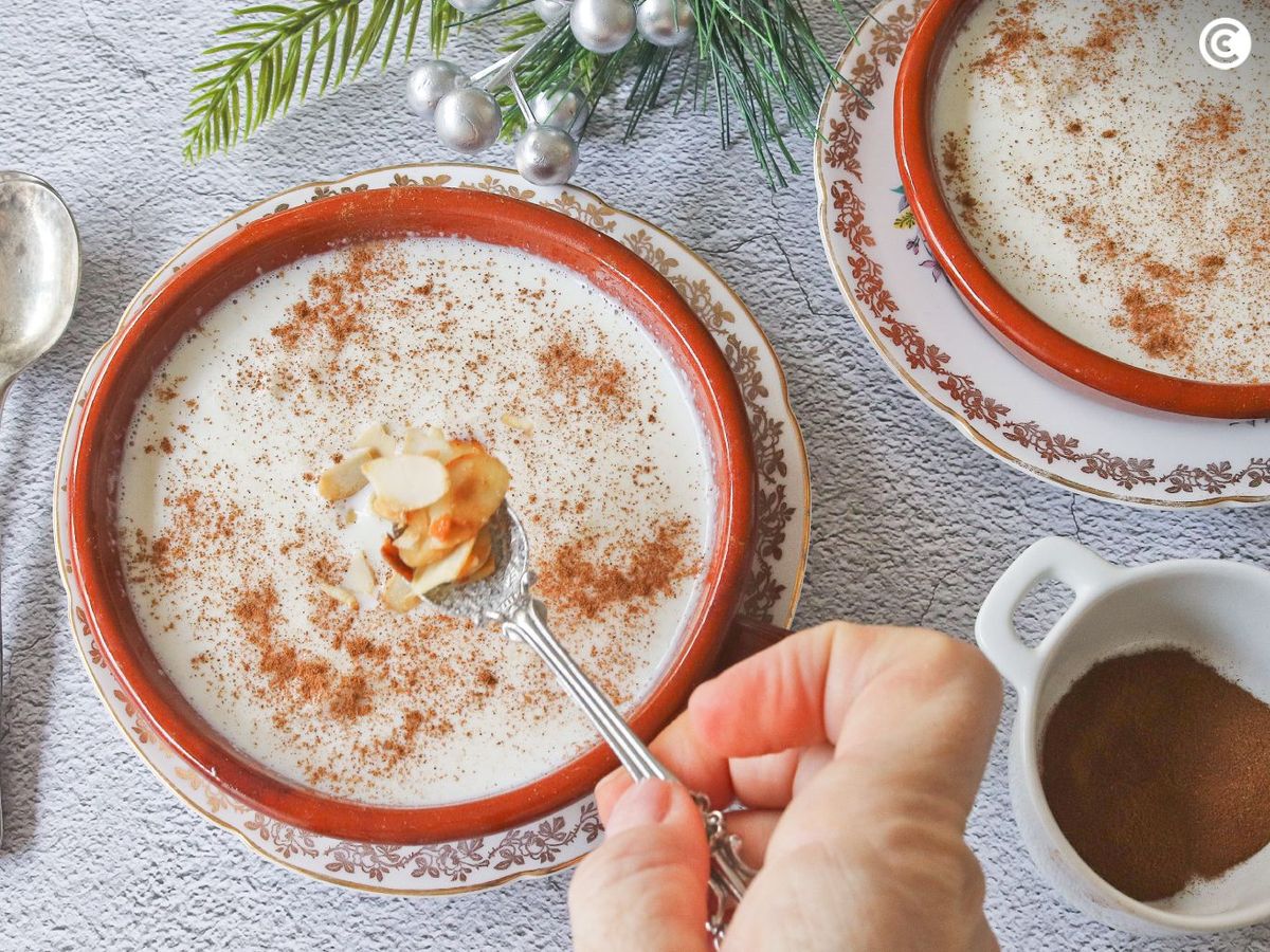 Decorar la sopa de almendras