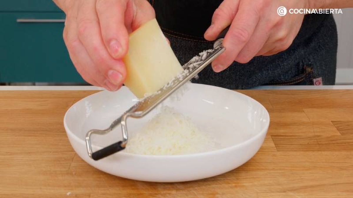 El queso de oveja Ronkari de TGT es perfecto para dar intensidad a la quiche