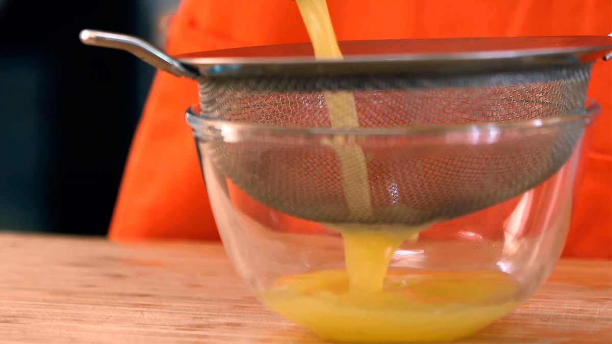 Receta de confit de pato con salsa de naranja  paso 1