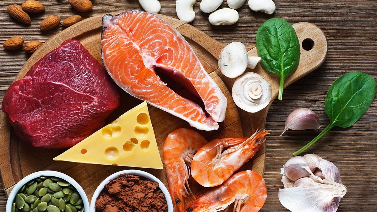 5 vitaminas minerales pelo fuerte bonito alimentos ricos zinc