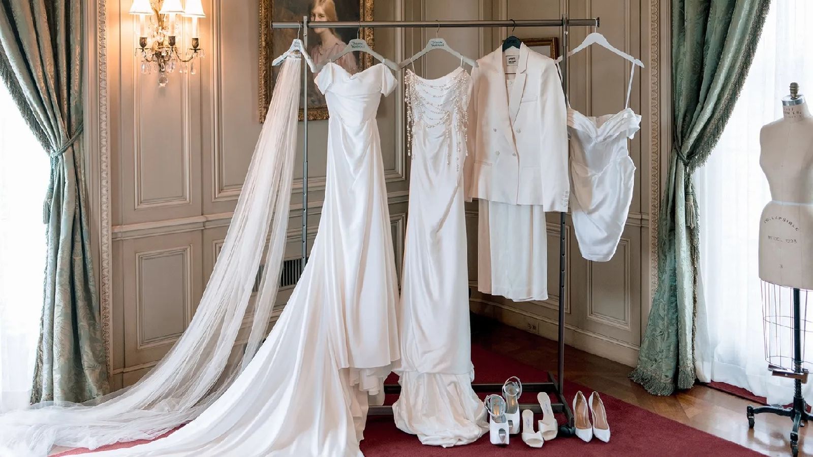 Los cuatro impresionantes vestidos boda de Demi Lovato