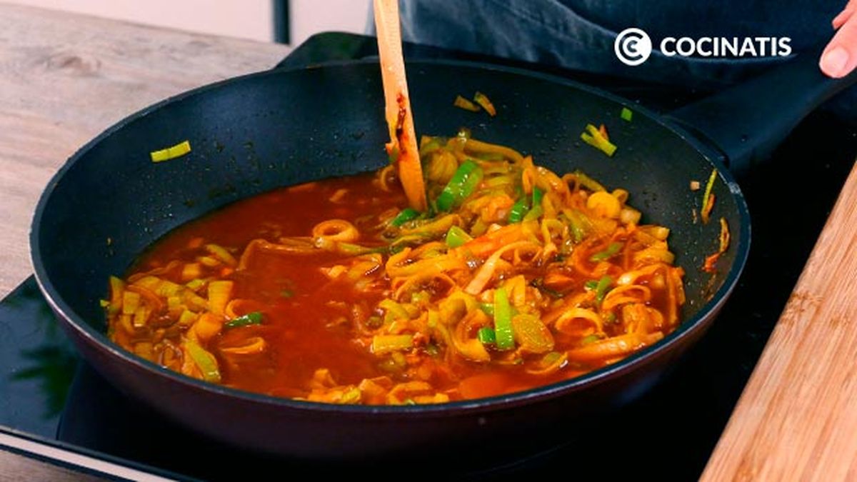 Receta de sopa de pescado a lo pobre  paso 2