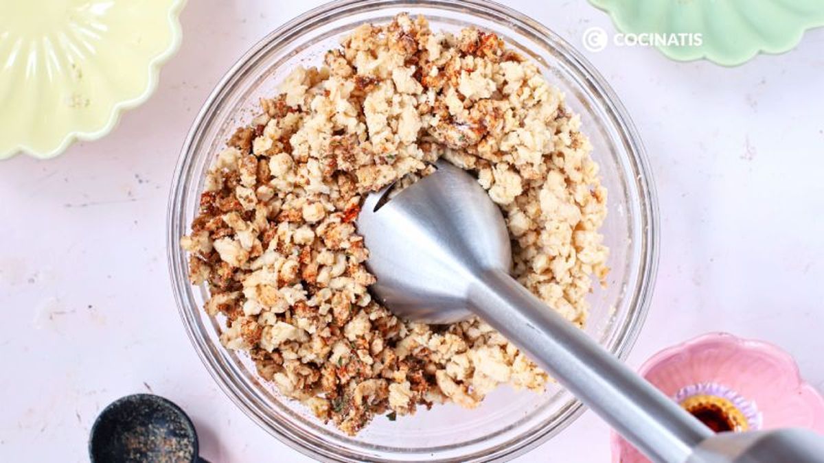 Trituramos los ingredientes de la masa