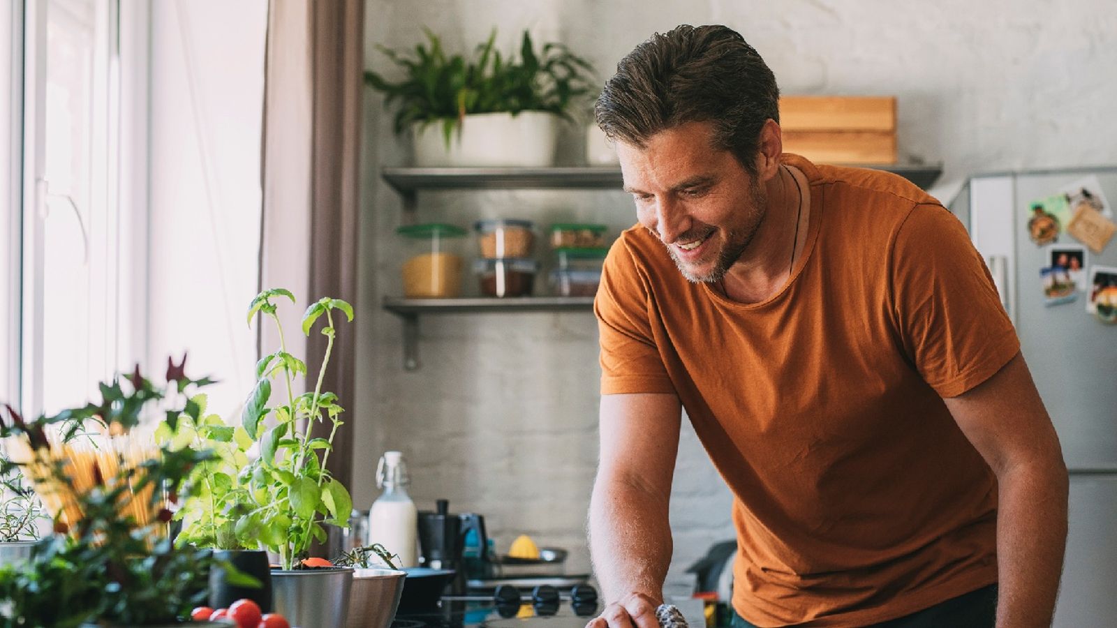 Debes limpiar las encimeras antes de preparar la comida