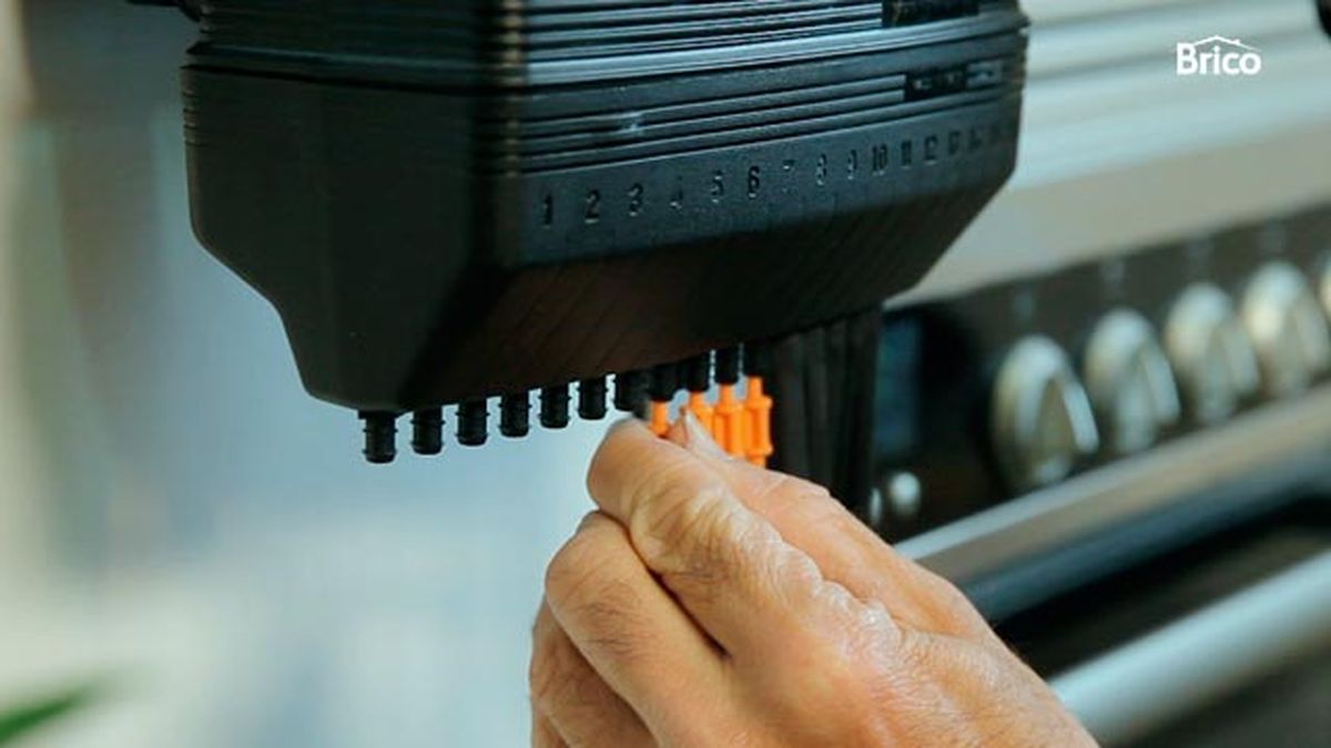 Kit de riego para macetas paso 10