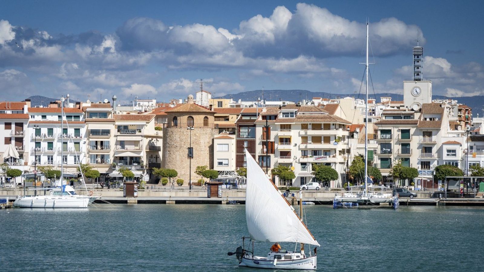 Estos son los pueblos costeros que la Guía Michelin recomienda visitar este verano