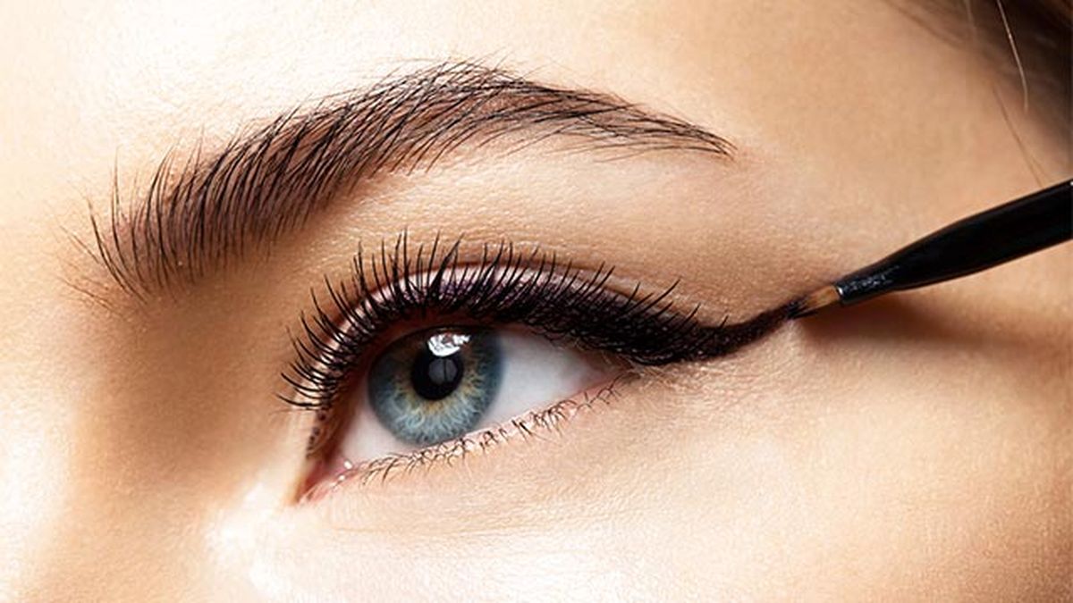 bold cat eye en que consiste la nueva tendencia de maquillaje delineado