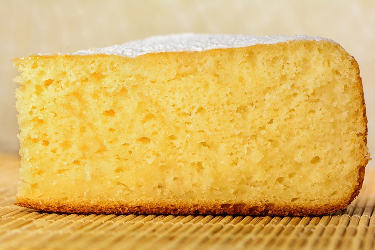 trozo bizcocho leche