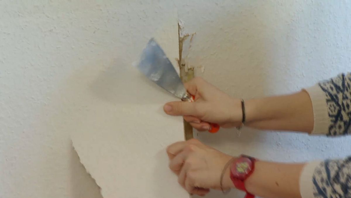 Dormitorio elegante en gris y amarillo paso 2