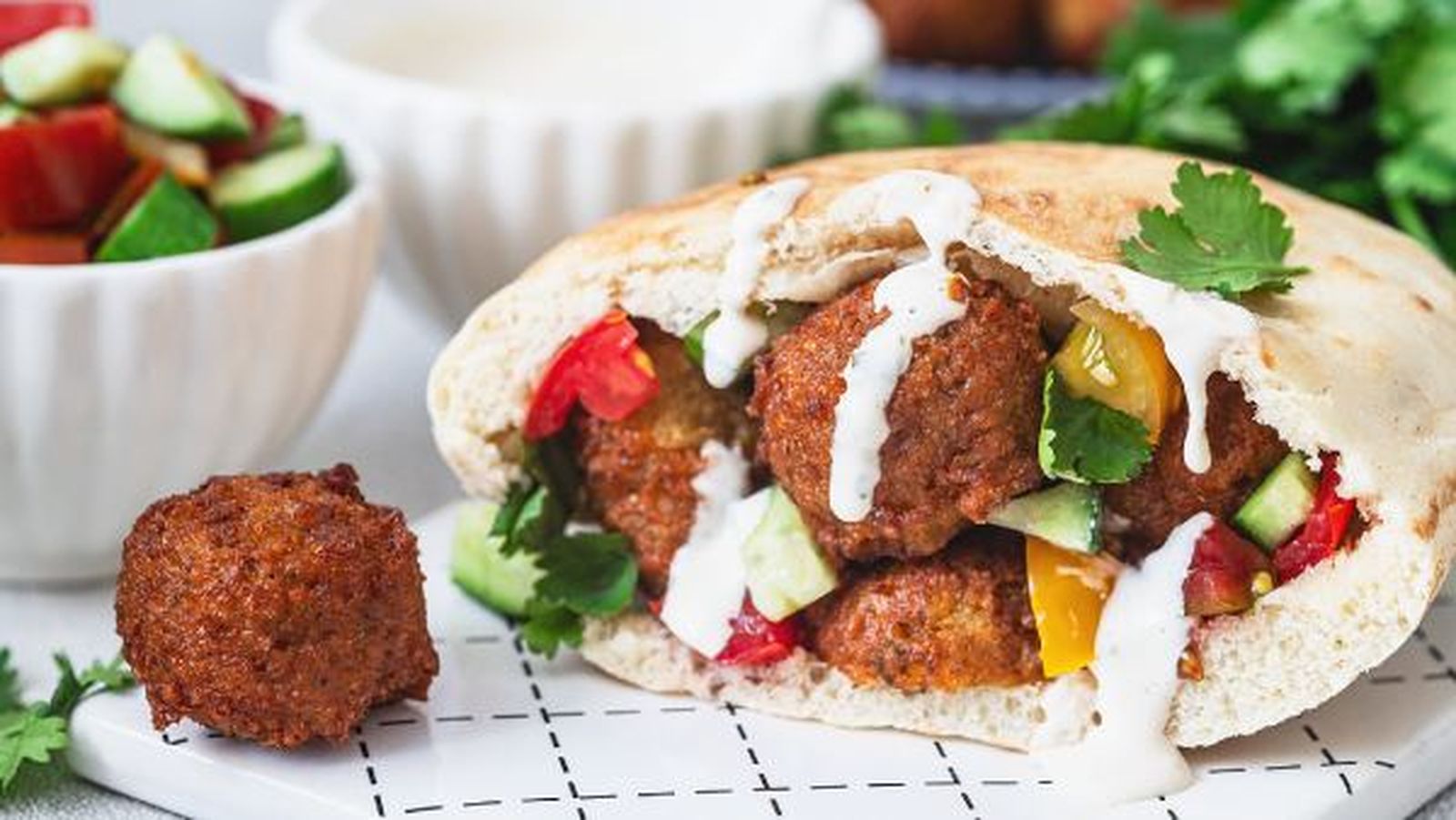 Se pueden hacer diferentes rellenos para el pan de pita