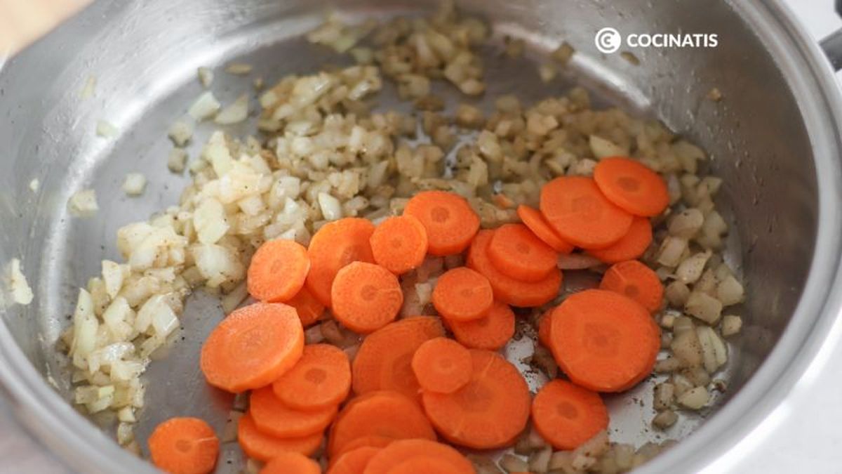 Cebolla, ajo y zanahoria sofritos