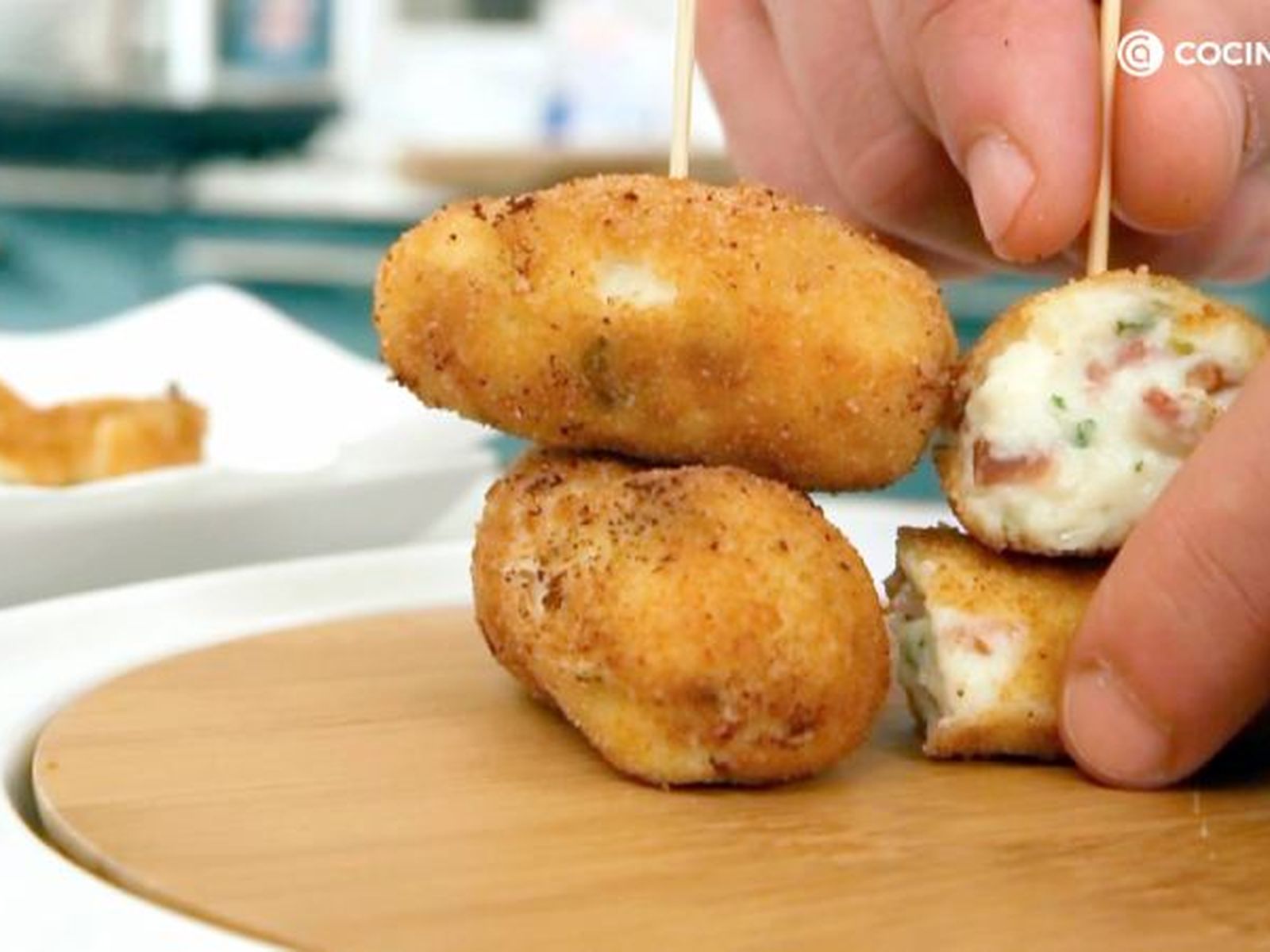 Croquetas de jamón listas para disfrutar croquetas jamon detalle final
