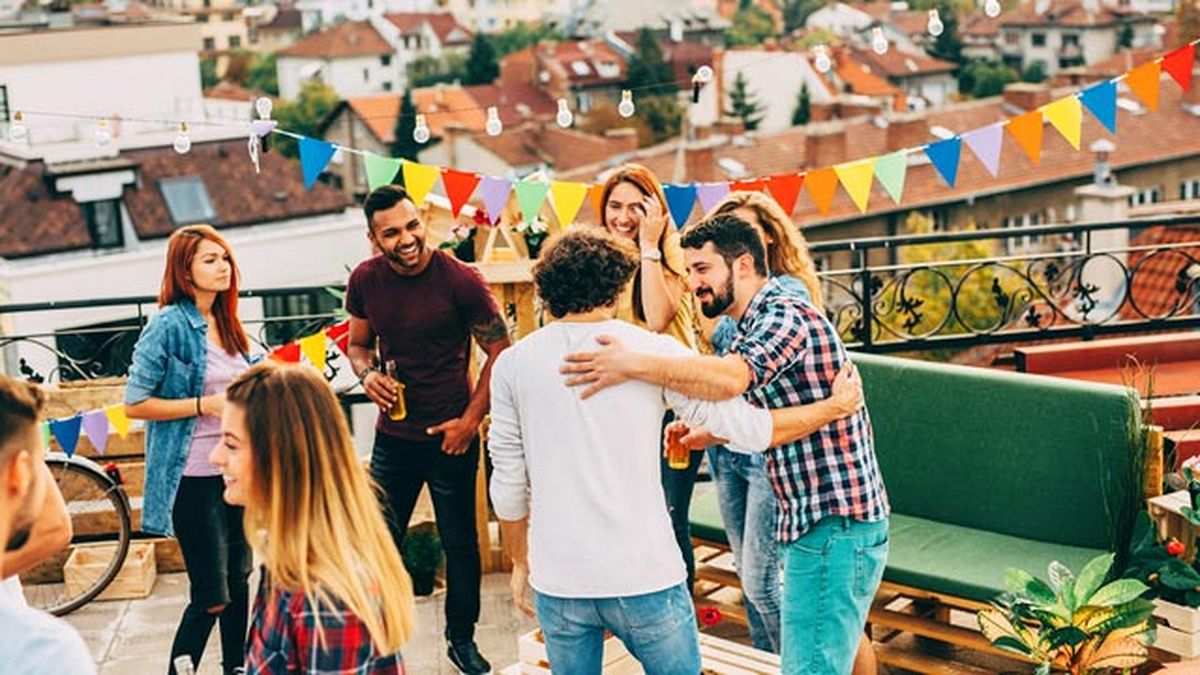 Las fiestas sorpresas al aire libre son ideales en verano