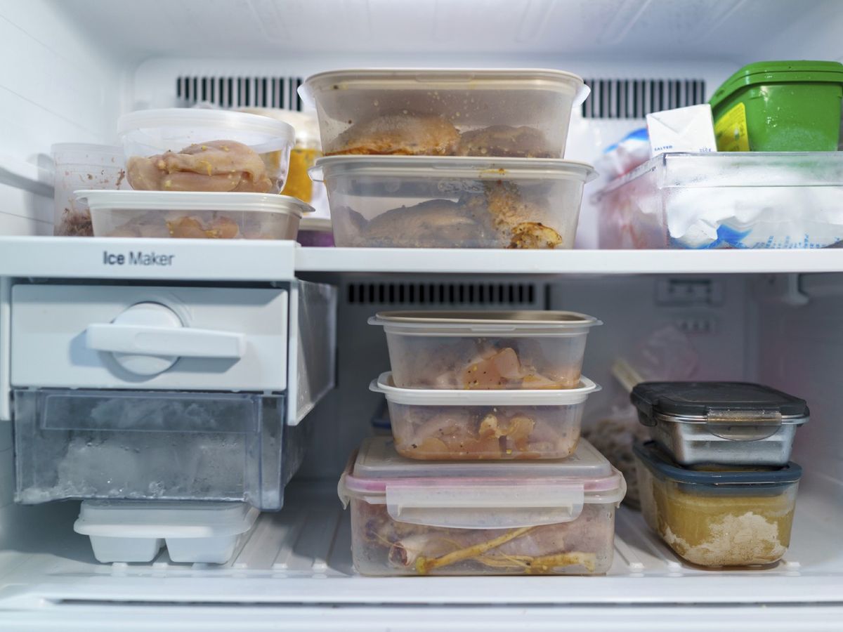 Toma nota de los consejos para conservar el pollo cocinado correctamente