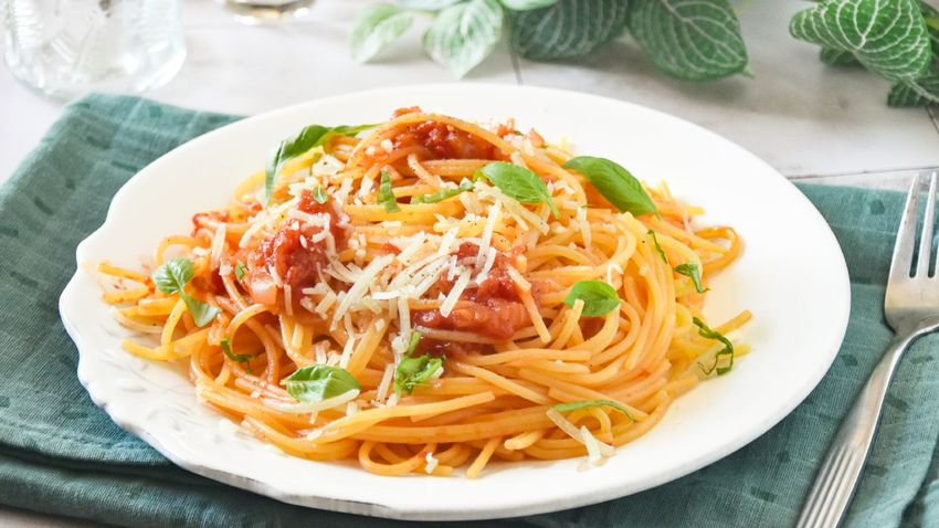 Espaguetis napolitana