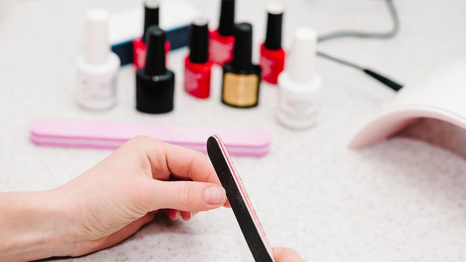 belleza como hacer esmalte de gel unas en casa prepracion belleza como hacer esmalte de gel unas en casa prepracion