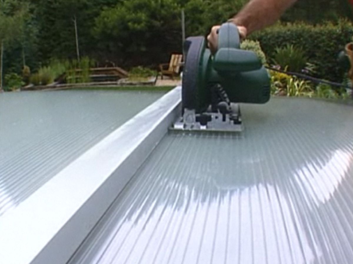 Cubierta de policarbonato para pérgola paso 1