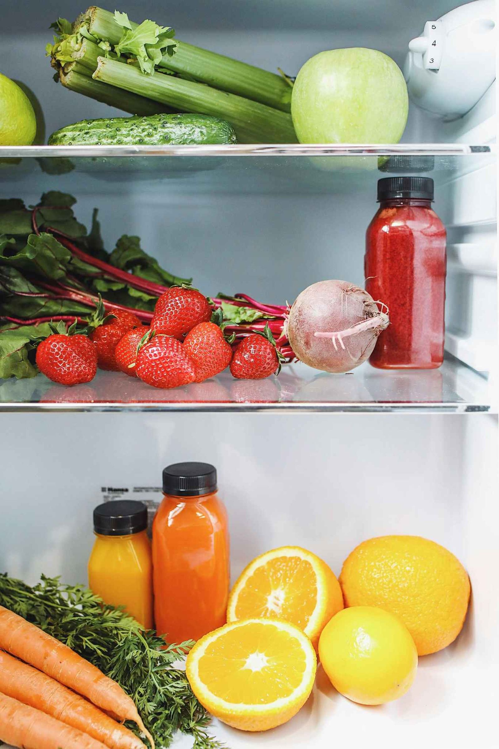 La temperatura de la nevera es clave para un mantenimiento correcto de los alimentos.