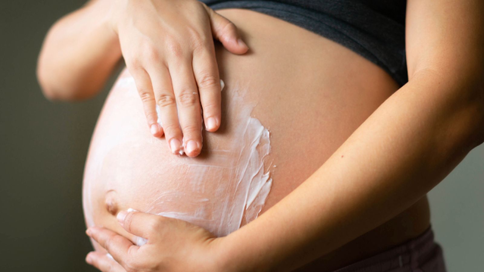 estos son los 10 usos de la crema nivea de lata azul que desconocias embarazo estos son los 10 usos de la crema nivea de lata azul que desconocias embarazo