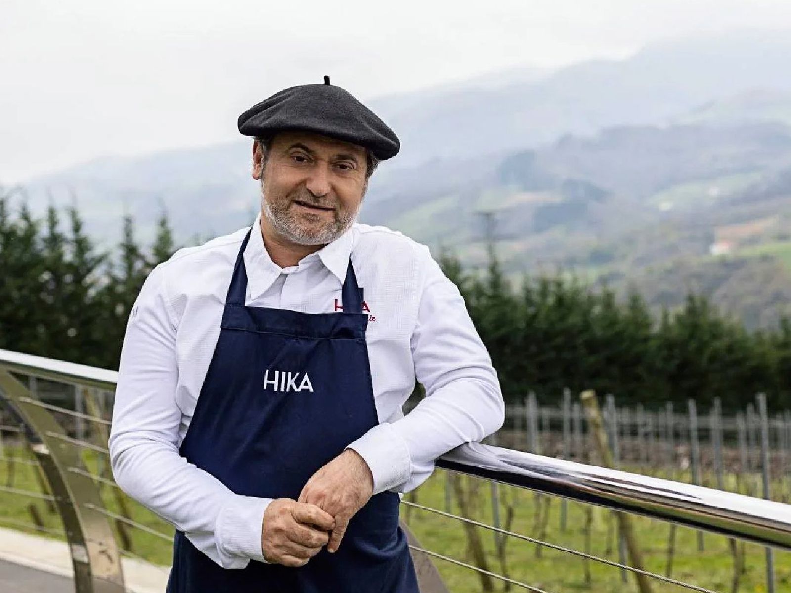 Roberto Ruiz lidera la cocina de este restaurante en el valle de Oria Roberto Ruiz lidera la cocina de este restaurante en el valle de Oria