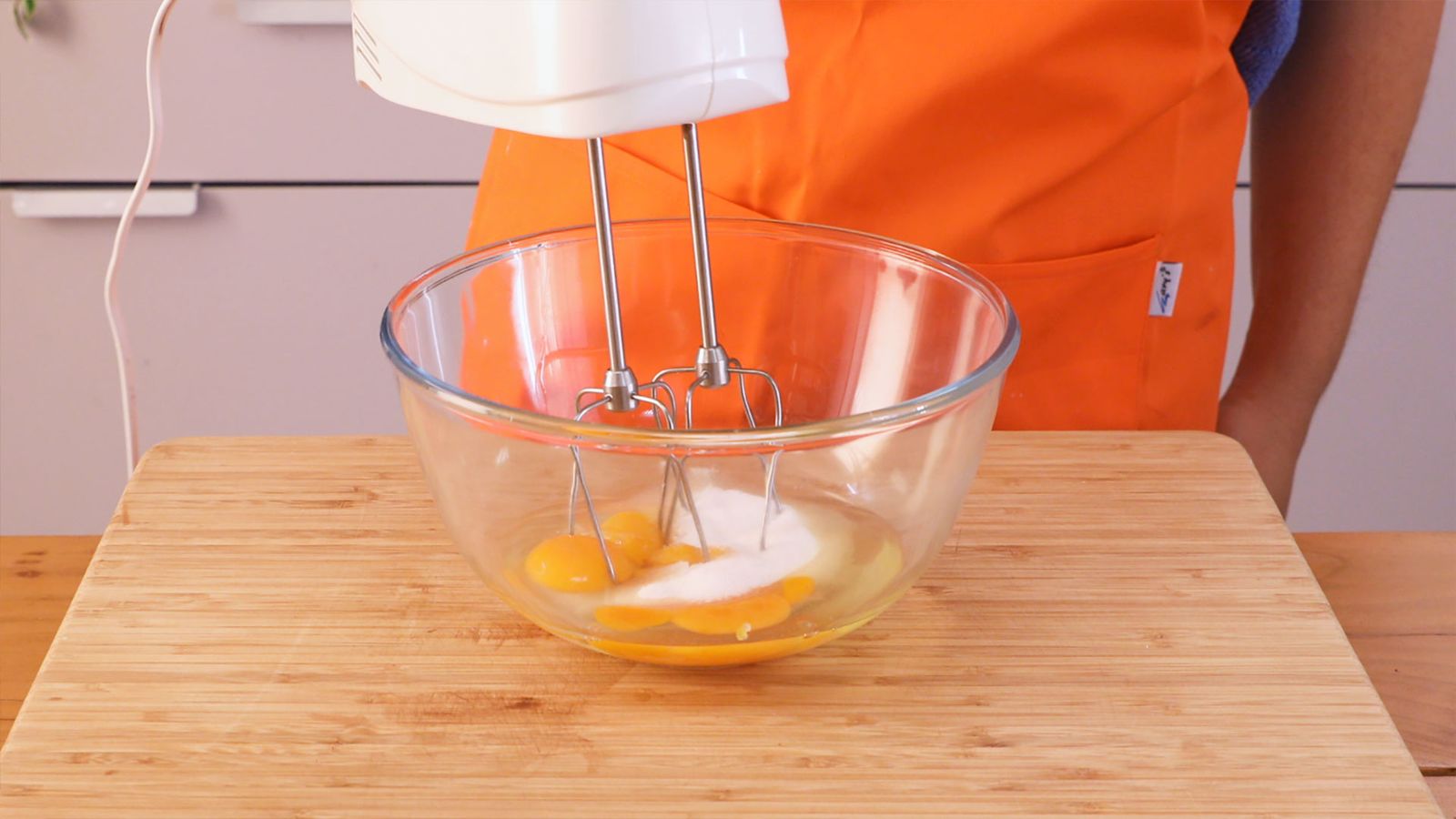 Receta mona de pascua de chocolate  paso 1