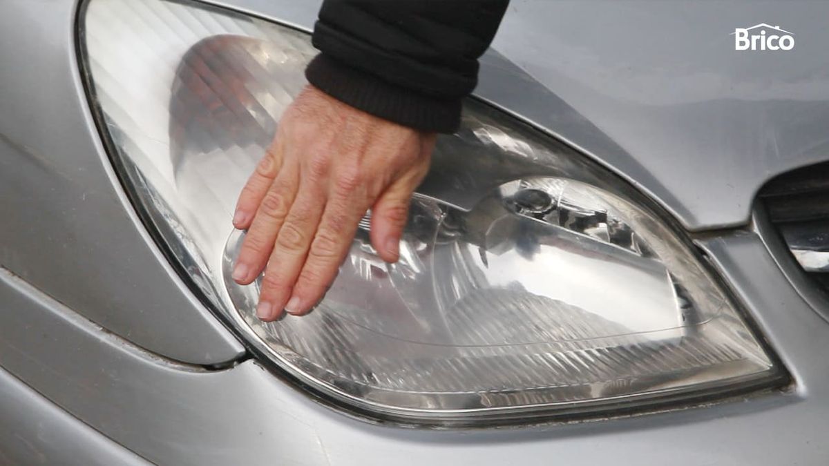 Bricomania 778 Kit pulir faros paso 7