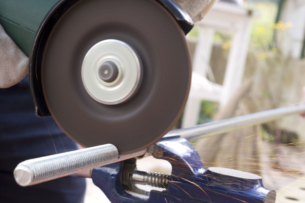 Usos y medidas de las varillas roscadas paso 4