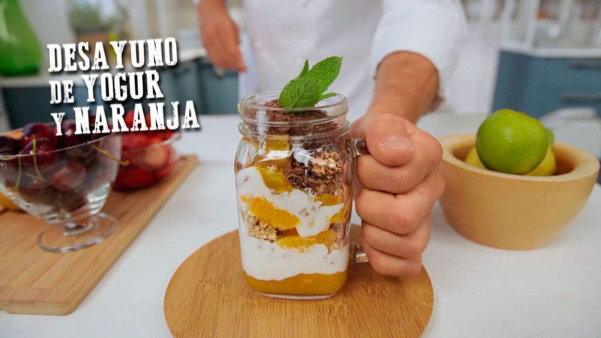 CABI0085NV17 Desayuno de yogur naranja