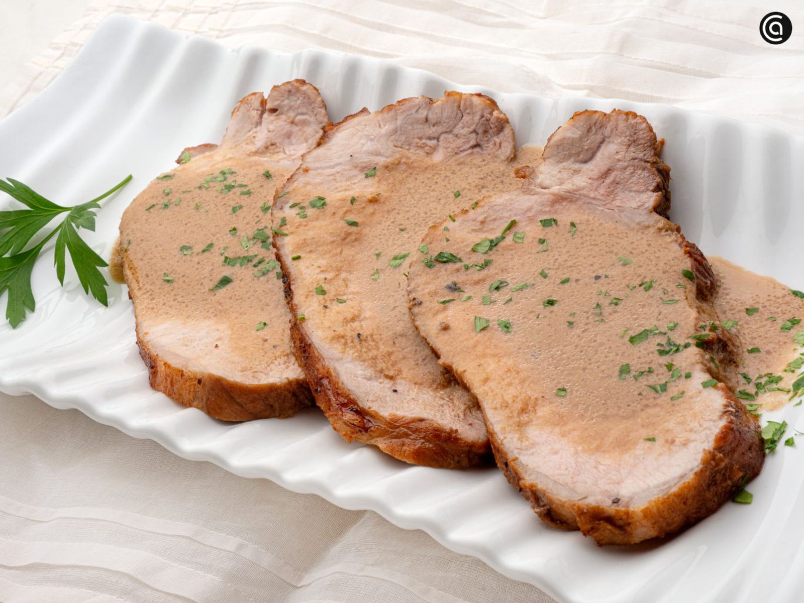 Receta con salsa cremosa de Karlos Arguiñano: lomo de cerdo con nueces Receta con salsa cremosa de Karlos Arguiñano: lomo de cerdo con nueces