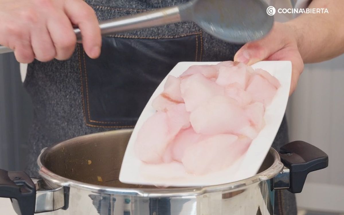 Caldereta de pescado y patatas - paso 3