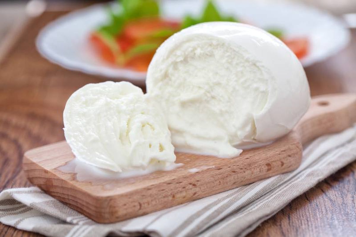 Mozzarella, el queso rey de las pizzas italianas