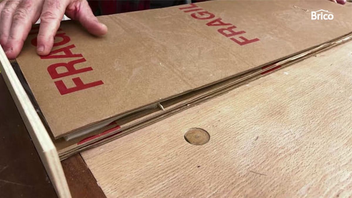 Brico 26 muebles de carton paso5