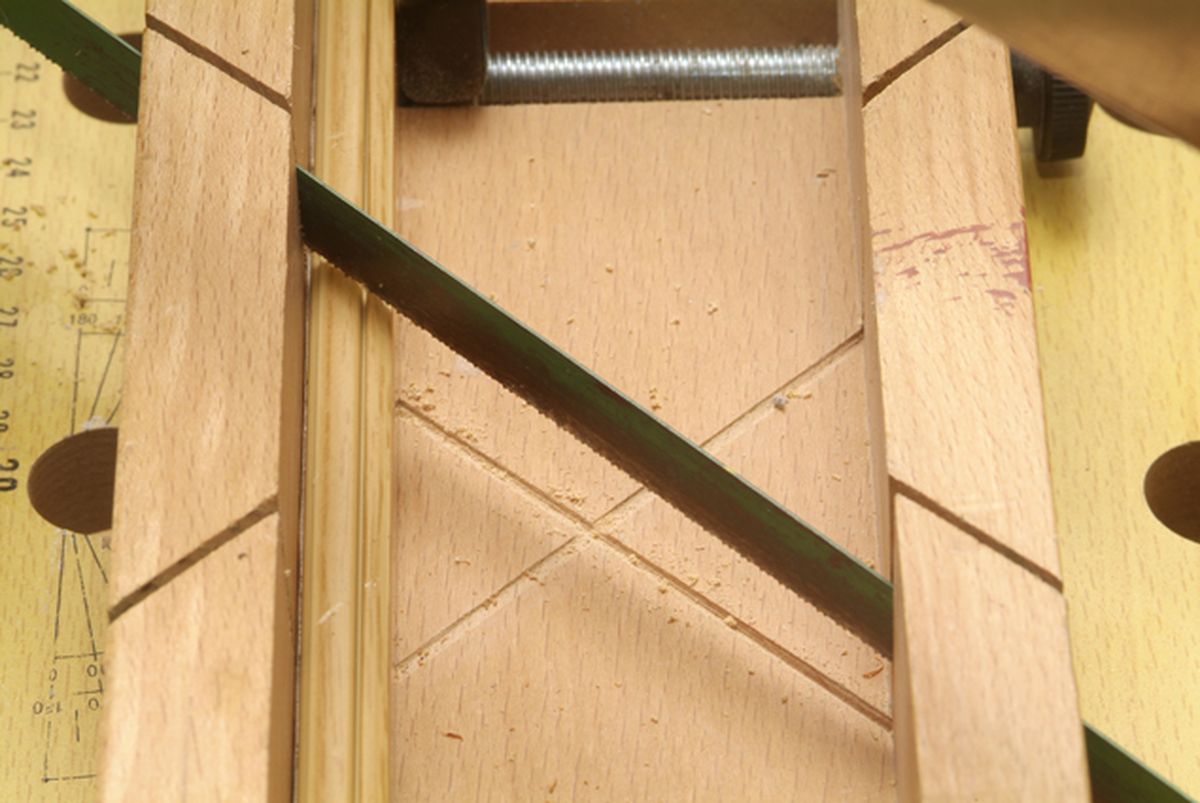 Cortar y colocar canaletas paso 4