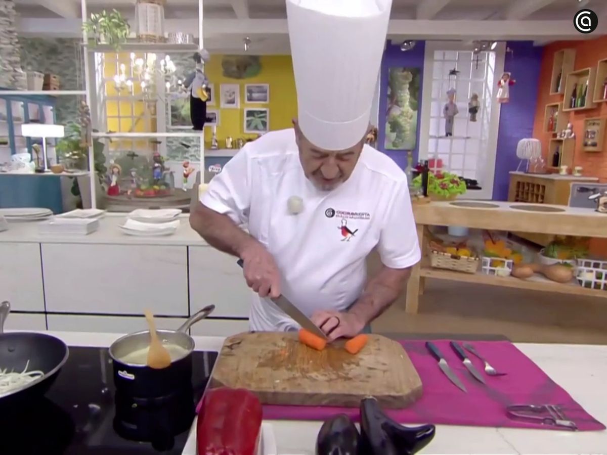 Un buen salteado empieza con un corte en juliana fino y uniforme