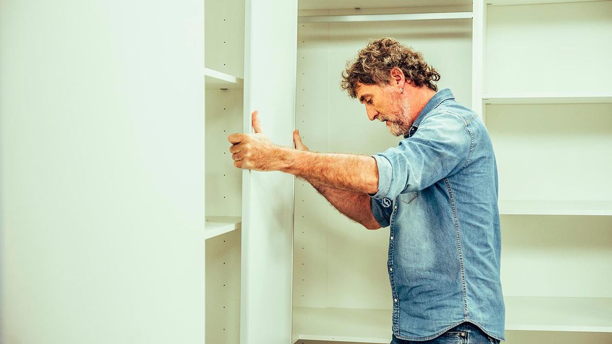 Como montar un armario en L paso 7
