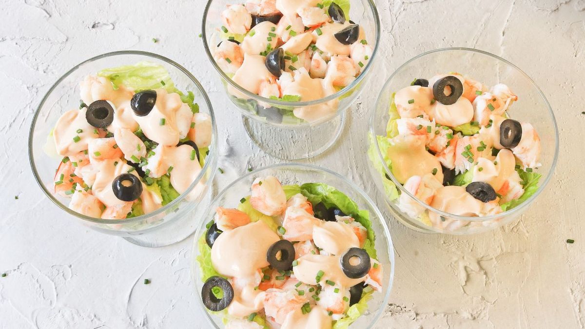 Preparar cóctel de marisco paso a paso