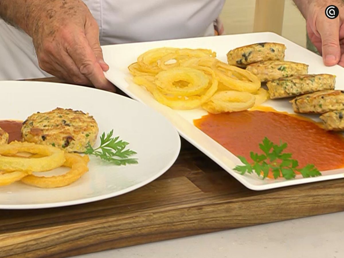 Hamburguesa de pollo con aros de cebolla - paso 6