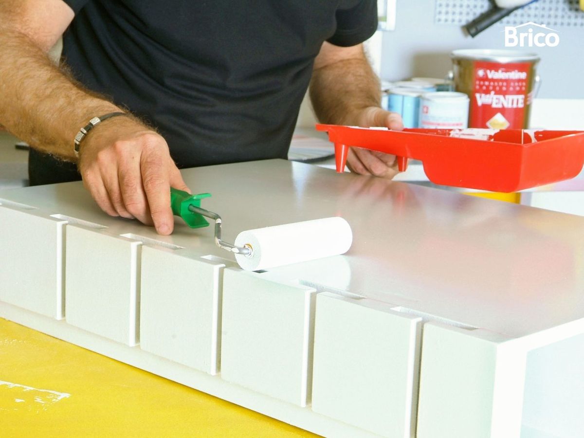 Pintar el botellero de pared