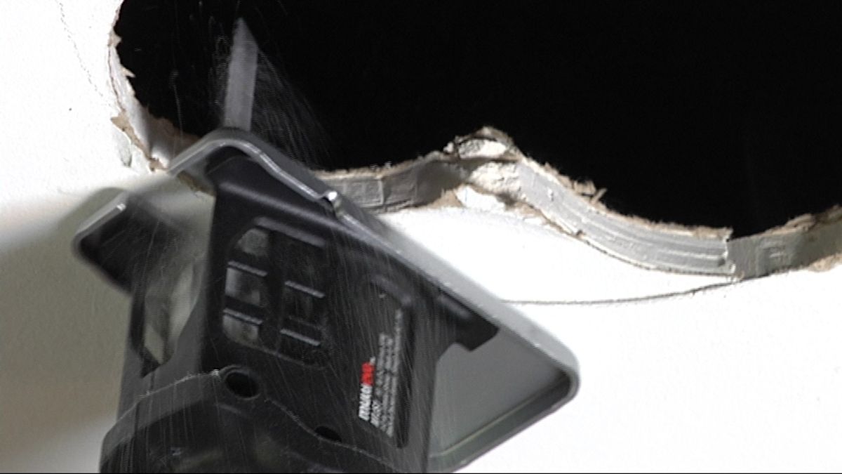 Sustituir foco encastrado paso 6